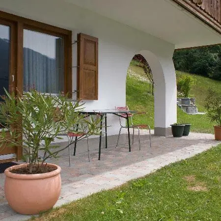 Apartment Haus Bials *